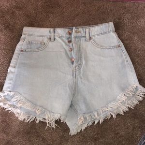 Comfy light blue denim shorts